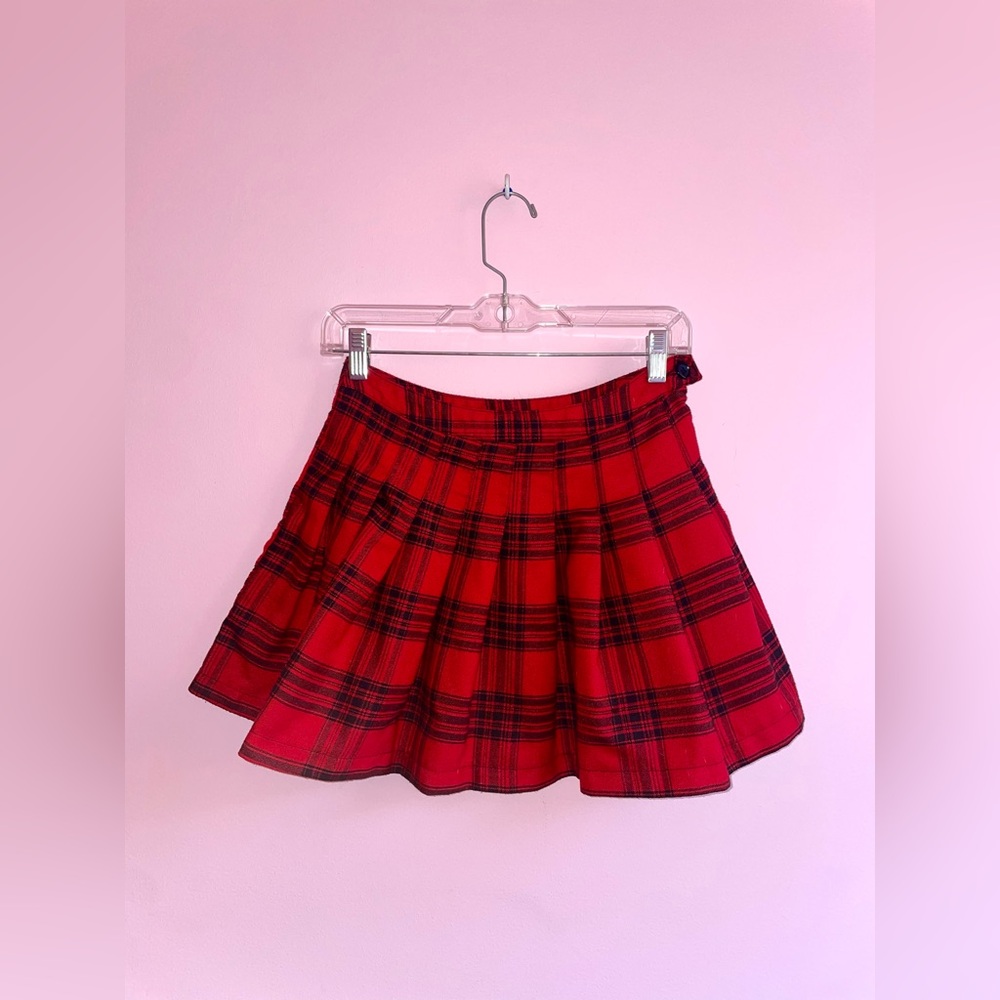 Forever 21 Red and Black Skater Skirt